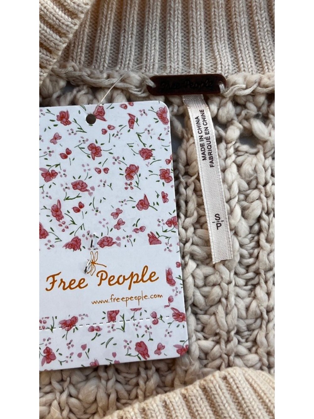 Free People Pandora’s Boatneck Chunky Knit Sweater Ivory Size M NWT Flaw - Picture 9 of 14